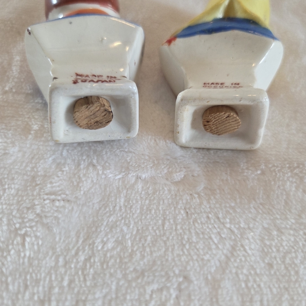 Salt & Pepper Shakers Man and Woman Bust Vintage Made In Occupied Japan Ceramic - Picture 7 of 10